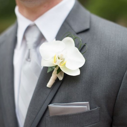 Classic Wedding Boutonnieres